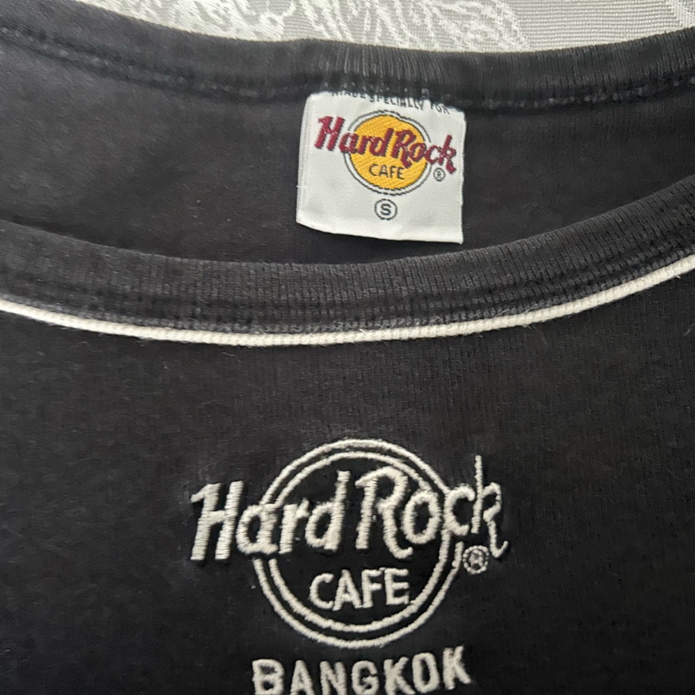Woman’s HardRock Cafe Spaghetti Strap. - Picture 5 of 5